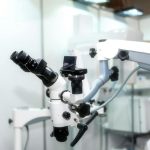 Kiedy konieczna jest endodoncja pod mikroskopem?